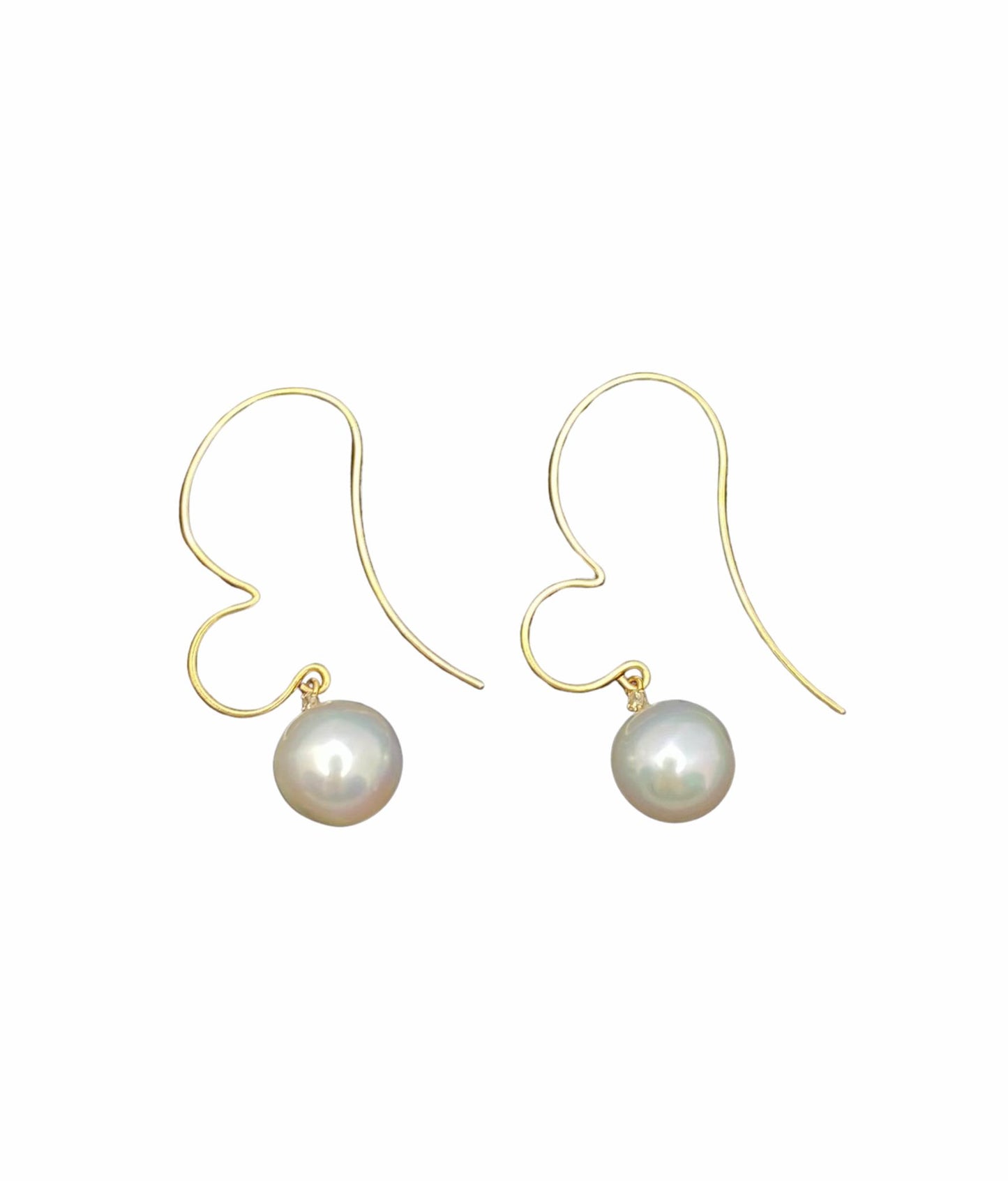 Amoura - 18K Gold Heart Silhouette Earrings with Akoya Pearl
