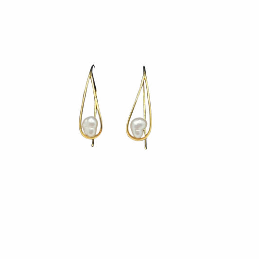 Tear of the Sea – South Sea Keshi Pearl Earrings
