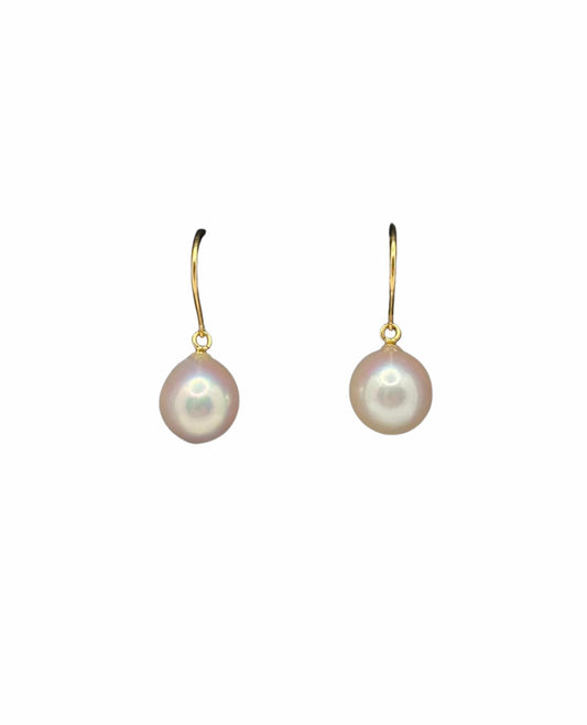 Timeless Drop - Akoya Earrings in 18K Gold