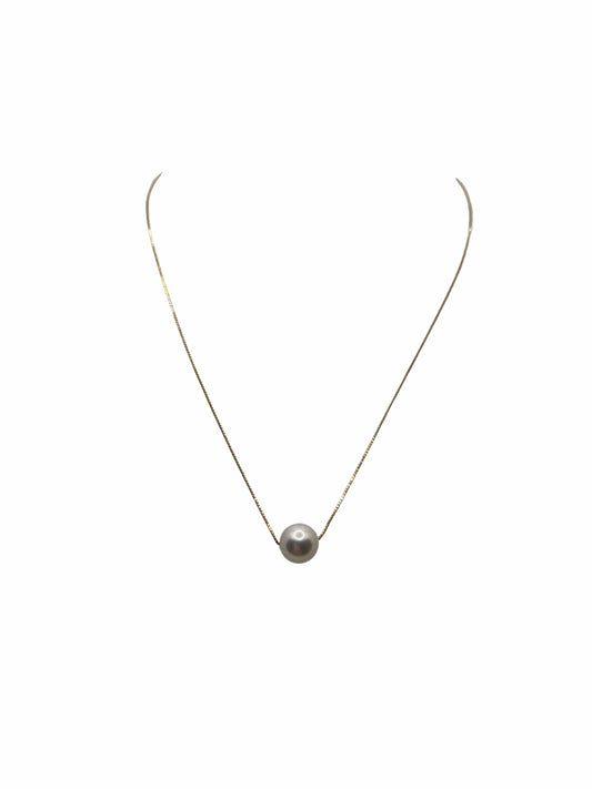 Solitary - Simple Akoya Pendant in 18K Gold